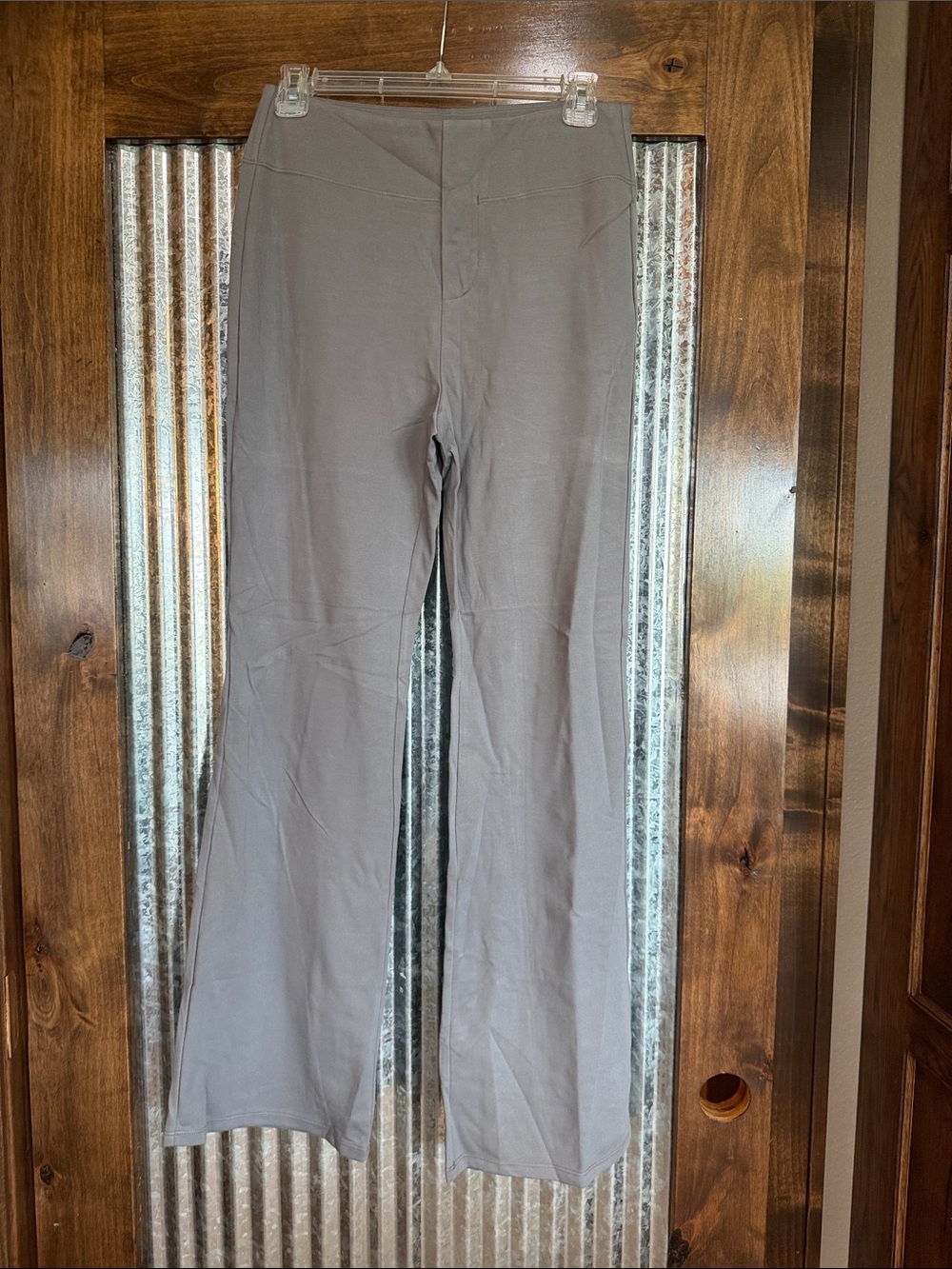 Women’s sz Med Reg Gray Straight-Leg work pants inseam 29” approx